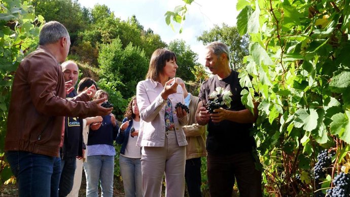 La portavoz nacional del BNG, Ana Pontón, durante visita a Ribeiro.
