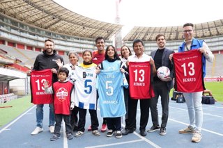 Fútbol.- La iniciativa 'El Balón No Tiene Fronteras' incorpora a Renato Tapia como aliado en Perú