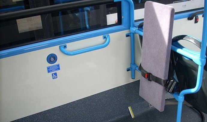 Archivo - El 85% de los españoles considera la movilidad inclusiva como un derecho fundamental, según Alphabet.