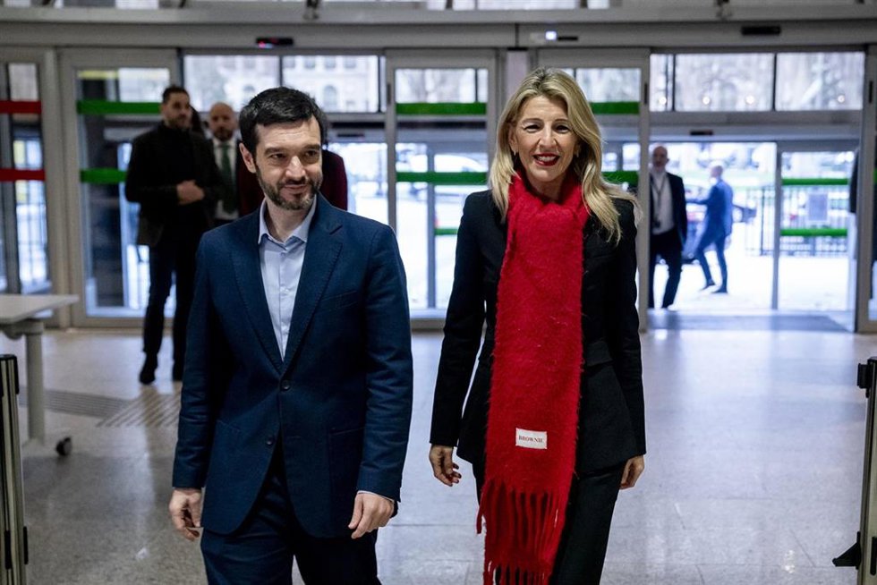 Archivo - La vicepresidenta segunda y ministra de Trabajo y Economía Social, Yolanda Díaz, y el ministro de Derechos Sociales, Consumo y Agenda 2030, Pablo Bustinduy,  a 29 de enero de 2025, en Madrid (España).