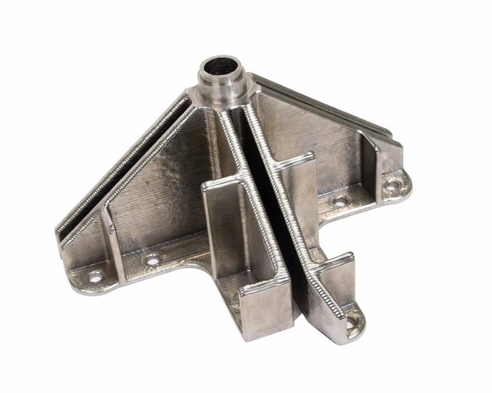 Una de las piezas metálicas impresas en 3D por Meltio y que se mostrarán en Estados Unidos.