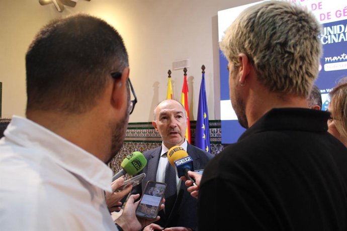 El delegado del Gobierno en Aragón, Fernando Beltrán.