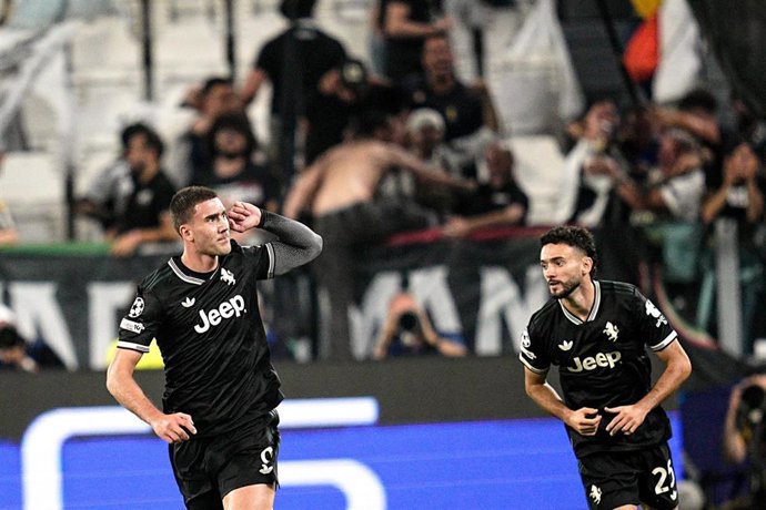 Dusan Vlahovic celebra uno de sus goles en el Juventus-Borussia Dortmund