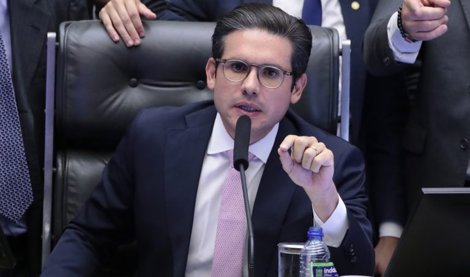 Política