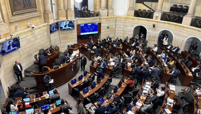 Política