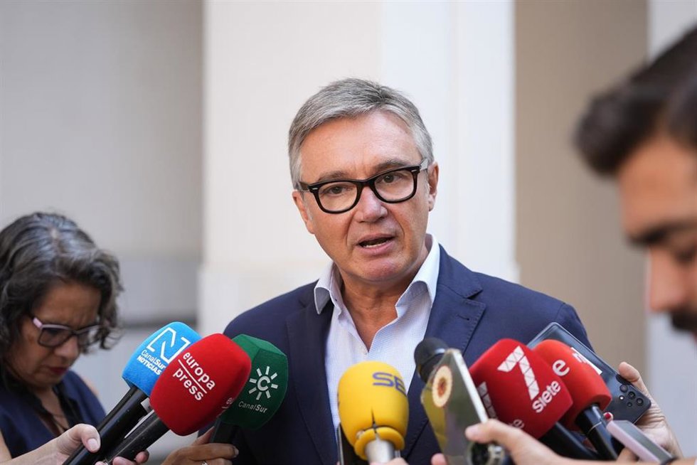 El portavoz del grupo Vox en Andalucía, Manuel Gavira