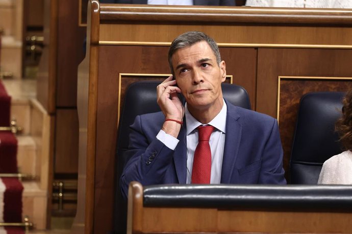El presidente del Gobierno, Pedro Sánchez, durante una sesión de control al Gobierno en el Congreso de los Diputados, a 17 de septiembre de 2025, en Madrid (España). El presidente del Gobierno, Pedro Sánchez, responde hoy en la sesión de control del Congr