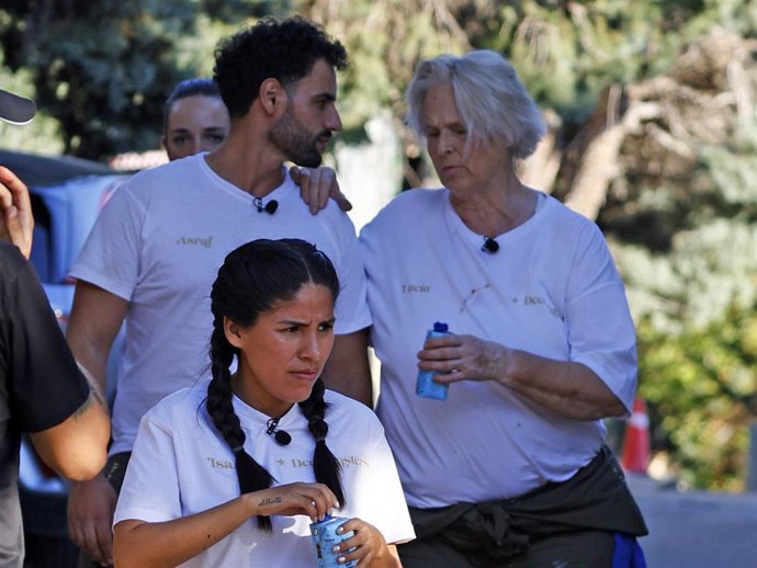 Asraf Beno, Lucía Dominguín e Isa Pantoja durante el rodaje del programa de televisión 'DecoMasters'