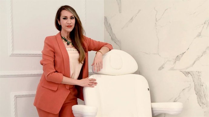 Imagen de la doctora Martínez Padilla, de Aurea Clinic.