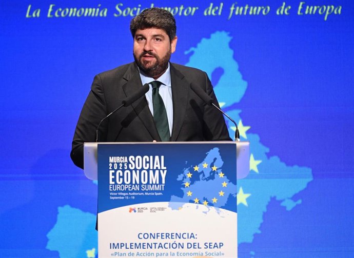 El presidente de la Región de Murcia, Fernando López Miras, inaugura la segunda jornada de la Cumbre Europea de Economía Social 2025