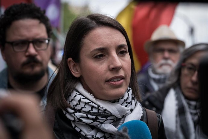 Archivo - La eurodiputada de Podemos, Irene Montero, durante la manifestación en conmemoración de la Nakba, a 15 de mayo de 2025, en Madrid (España). 