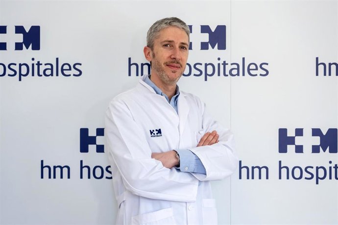 Archivo - El doctor Luis Busto Martín, urólogo del Hospital HM Modelo