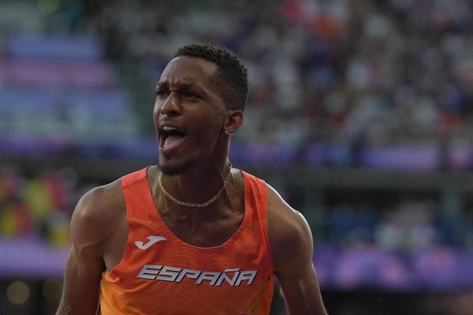 Archivo - Arquivo - 9 de agosto de 2024, Parigi, França: Jordan Diaz Fortun durante a final do salto triplo masculino nos Jogos Olímpicos de Verão de 2024, sexta-feira, 9 de agosto de 2024, em Paris, França. (Foto de Spada/LaPresse),Imagem: 897433299, Lic