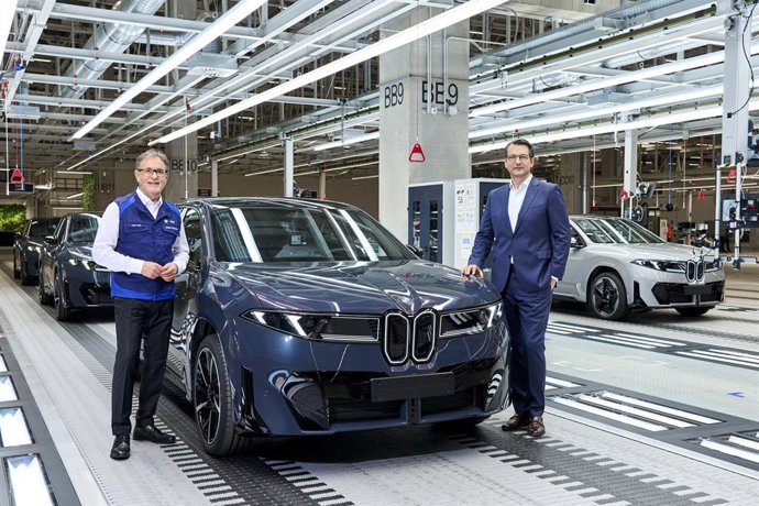 La nueva planta de BMW en Hungría comenzará la producción en serie del BMW iX3 a finales de octubre
