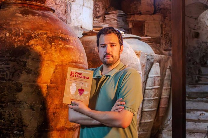 El libro 'El vino de la cueva'
