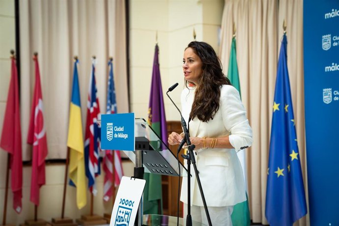 La concejala delegada de Innovación, Digitalización y Captación de Inversiones, Alicia Izquierdo, en rueda de prensa.