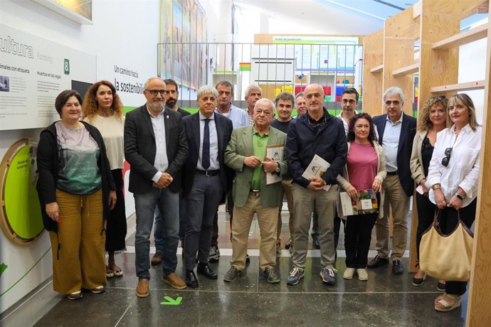 Equipo Técnico Interdisciplinar de Recuperación de Las Médulas (León), presidido por el consejero de Cultura, Turismo y Deporte, Gonzalo Santonja.