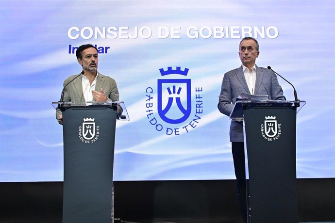 Adjudicado por 2,9 millones un contrato para la conservación y mejora de las 2.251 paradas de guaguas en Tenerife