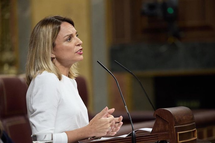 Archivo - La diputada de Podemos Noemí Santana durante una sesión plenaria, en el Congreso de los Diputados