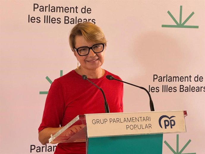 La portavoz adjunta del PP en el Parlament, Marga Duran.