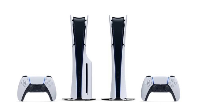PS5 y mandos DualSense.