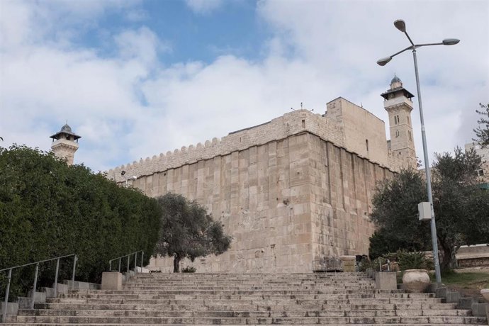 Archivo - La tumba de los Patriarcas en la ciudad cisjordana de Hebrón
