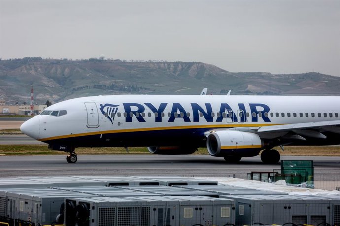 Archivo - Arxiu - Imatge d'arxiu d'un avió de Ryanair