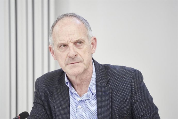 Archivo - El parlamentario de EH Bildu Adolfo Araiz en una imagen de archivo