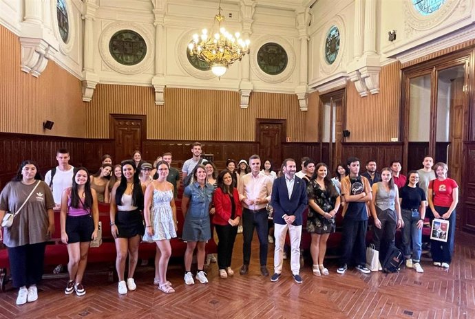 Recepción a alumnado internacional de la UJA en la Diputación.