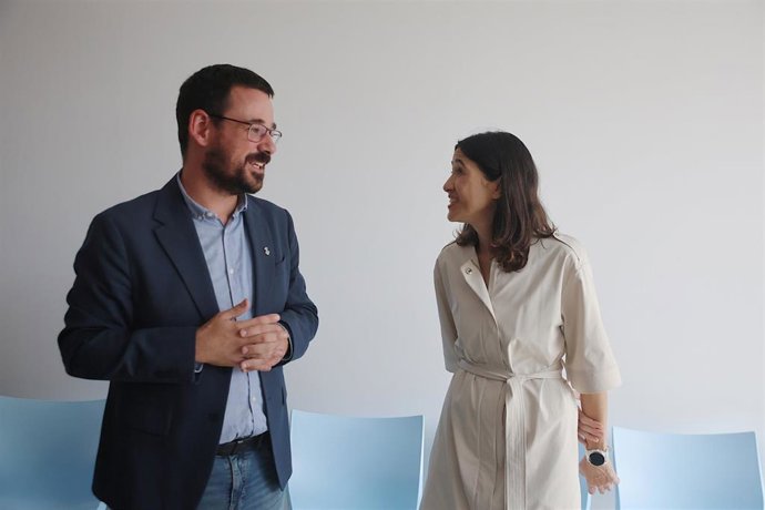 El alcalde de Girona, Lluc Salellas, y la consellera de Interior, Núria Parlon