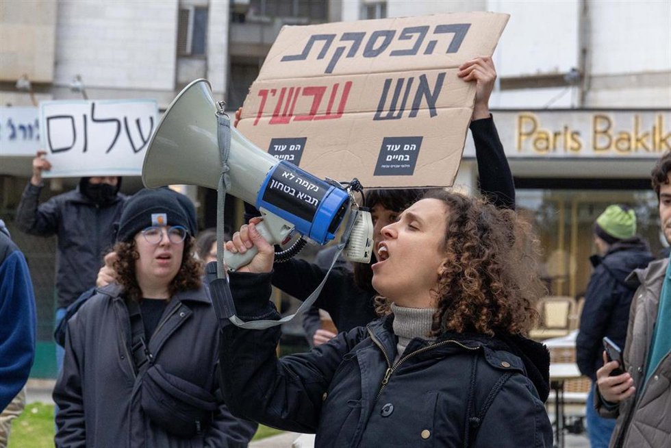 Archivo - Imagen de archivo de una protesta contra el primer ministro israelí, Benjamin Netanyahu, en Jerusalén.
