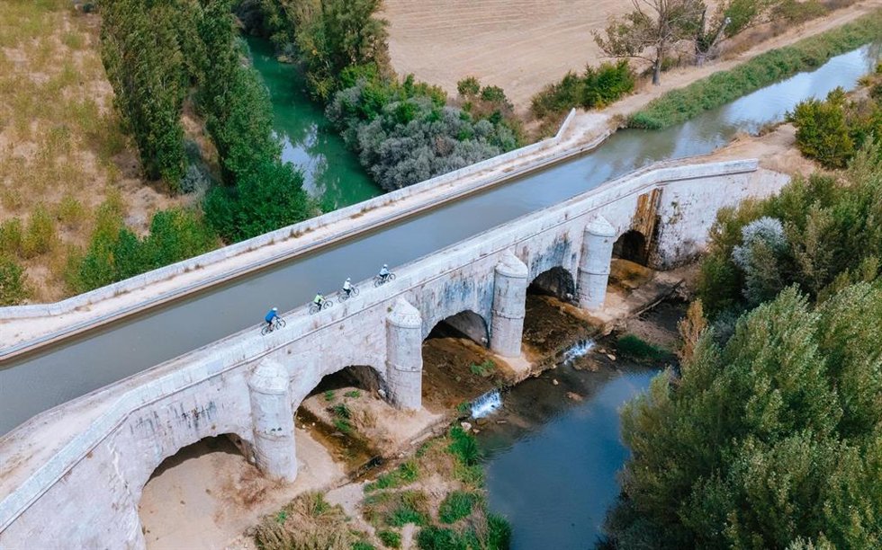 Canal de Castilla.
