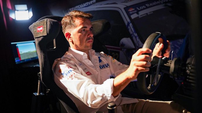 Casinos de Tenerife inaugura en Santa Cruz un espacio que recrea la experiencia de conducción de un vehículo Rally