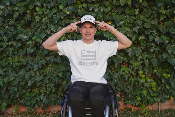 Archivo - El piloto español Carlos Tatay en una imagen de archivo