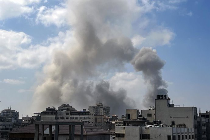 September 16, 2025, Gaza City, Gaza Strip, Palestinian Territory: Smoke billows following an Israeli strike on a house in Gaza City, Gaza on September 16, 2025,Image: 1037782227, License: Rights-managed, Restrictions: , Model Release: no, Credit line: Ali
