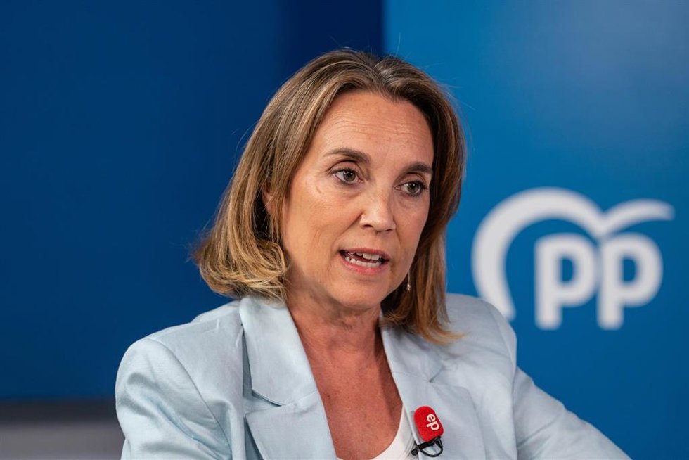 Archivo - La vicesecretaria de Regeneración Institucional del PP, Cuca Gamarra, durante una entrevista concedida con Europa Press en la sede nacional del PP de Madrid.