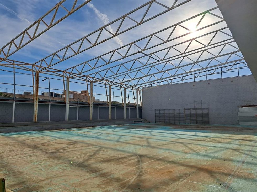 Obras en el futuro polideportivo del IES Maria ngels Cardona de Ciutadella.