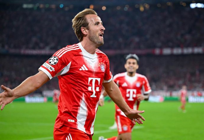 Harry Kane celebrates, Bayern Munich - Chelsea FC