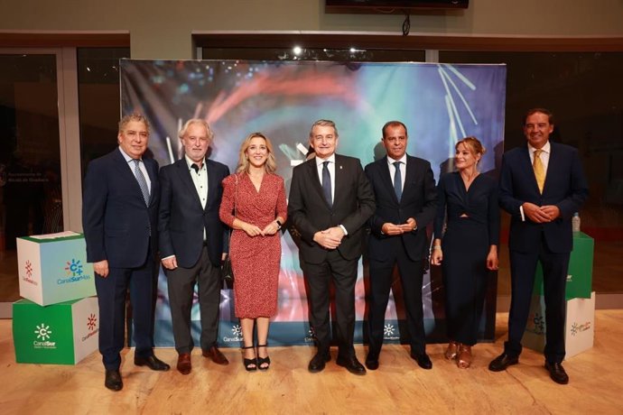 Imagen de familia en la gala de presentación de la nueva temporada de Canal Sur Andalucía.