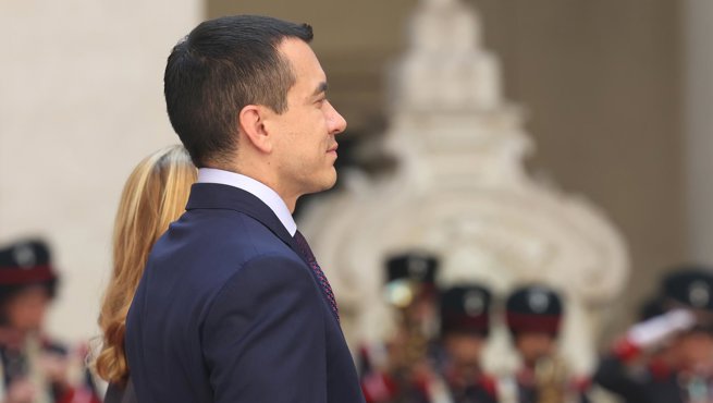 Política