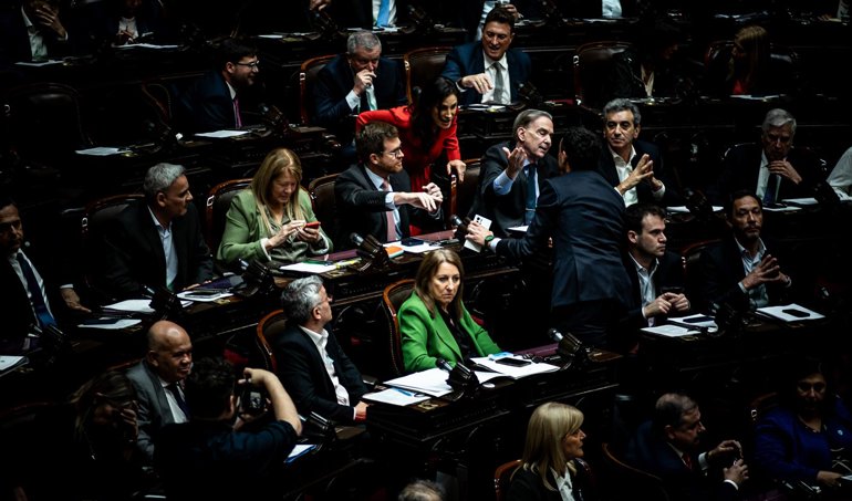 Política