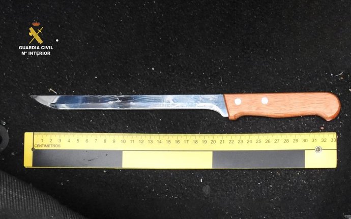 Arma blanca utilizada por los preguntos autores de un atraco a una estación de servicio de Coriós (A Coruña)