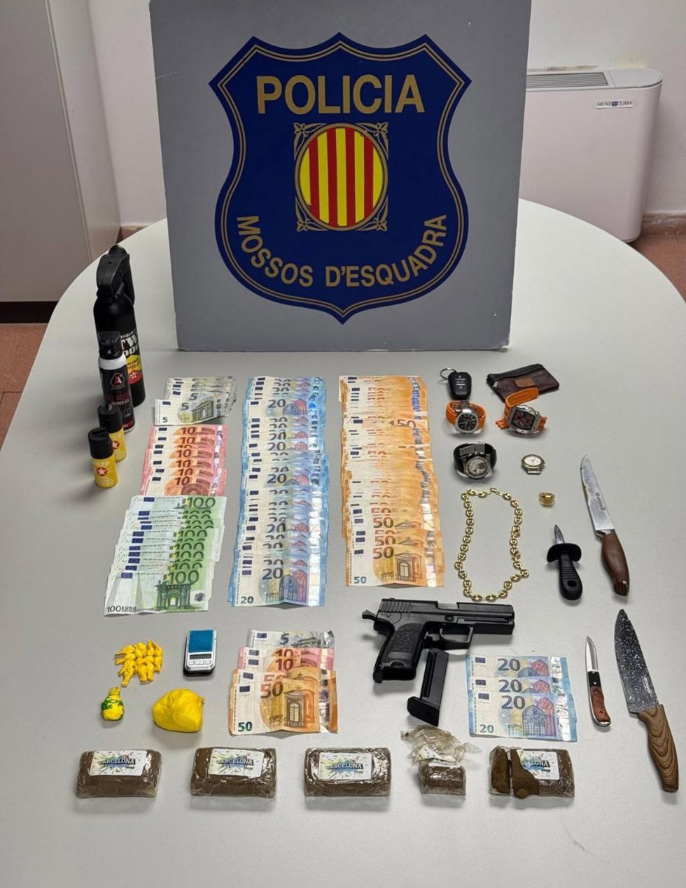 Objetos intervenidos en la peluquería