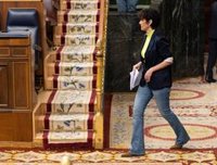 Elma Saiz afirma sentirse "cómoda" con el traspaso de competencias de migración a Cataluña: "Dan un paso al frente"