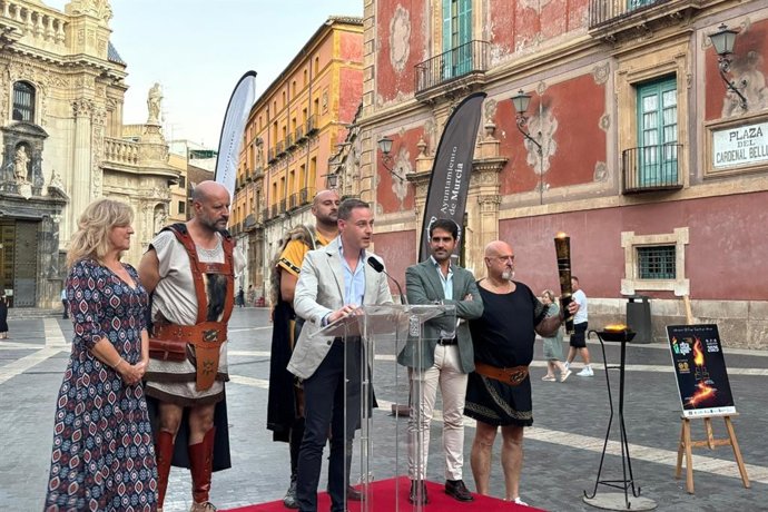 Llegada del Fuego Sagrado a la ciudad de Murcia