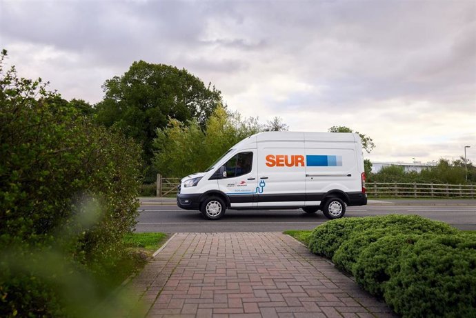 Seur avanza hacia las cero emisiones netas con un aumento del 65% en su flota eléctrica en 2024