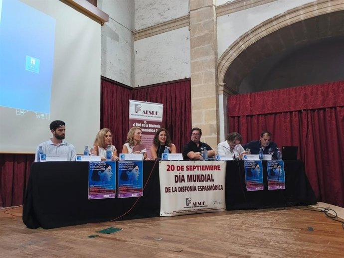 Paula Conesa en la jornada sobre Disfonía Espasmódica celebrada en El Puerto.