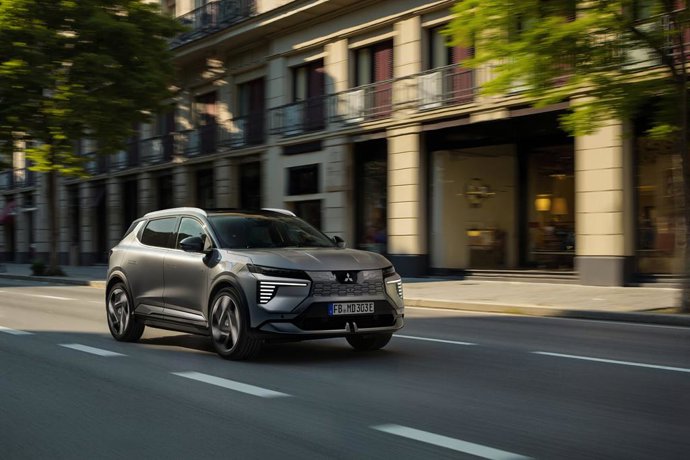 Archivo - Mitsubishi electrifica su gama con la llegada del SUV compacto Eclipse Cross 100% eléctrico.