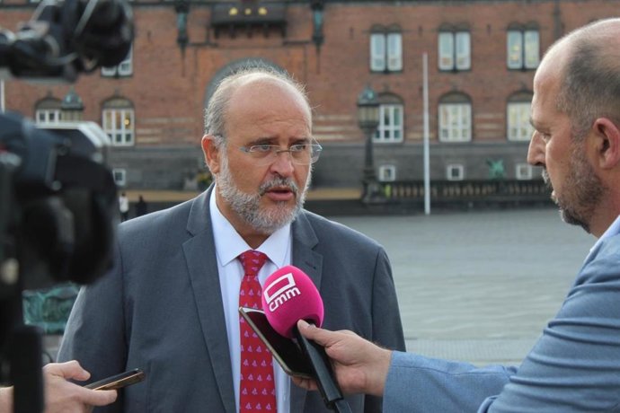 El vicepresidente primero, José Luis Martínez Guijarro.