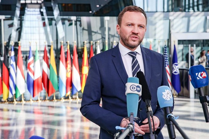 Archivo - April 3, 2025, Brussels, Belgium, Belgium: MARGUS TSAHKNA, Minister of Foreign Affairs of Estonia, speaks to the press before the kickoff of NATO Ministers of Foreign Affairs meet together to speak about the future of the War in Ukraine..As each